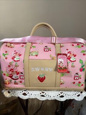 Concept One Strawberry Shortcake Pink Travel Duffel Bag NWT